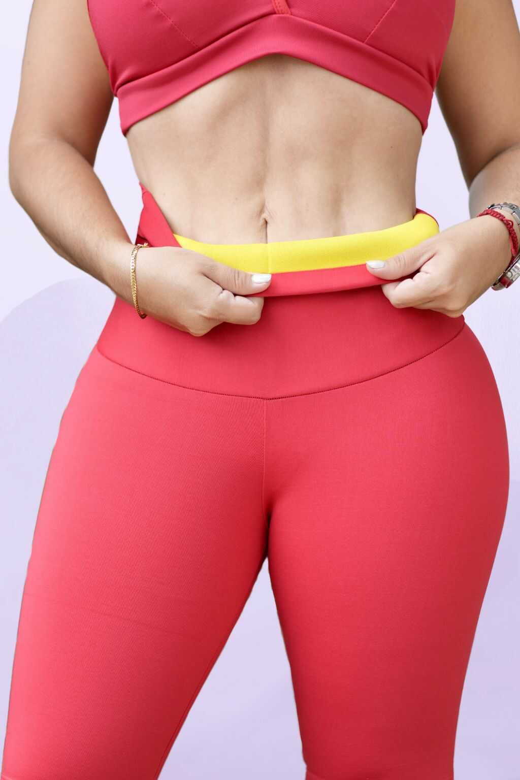 LEGGINS CURVECONTROL: Tiro Alto, Moldea, Controla, Deslumbra